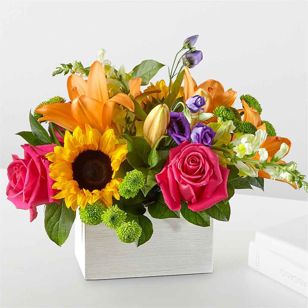 Best Day Box Bouquet – Eventos Galindo, Chicago IL