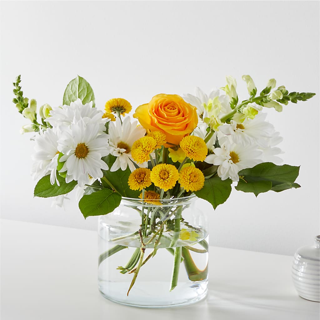 Sun Salutation Bouquet – Eventos Galindo, Chicago IL