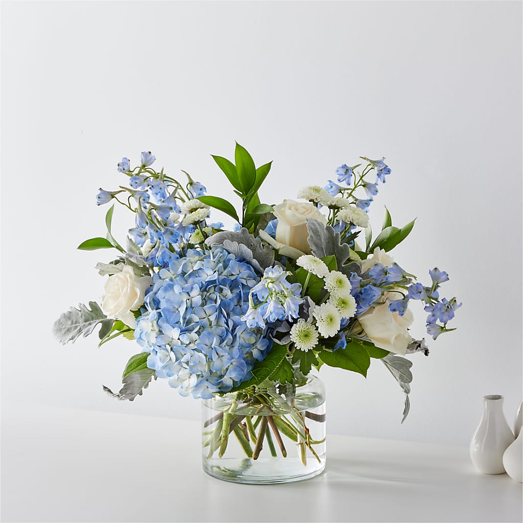 Coastal Blossom Bouquet – Eventos Galindo, Chicago IL