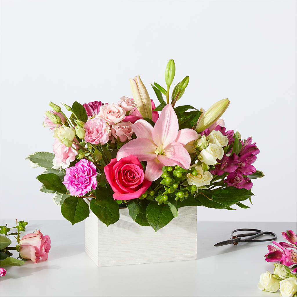 Sweetberry Box – A Florist Original – Eventos Galindo, Chicago IL