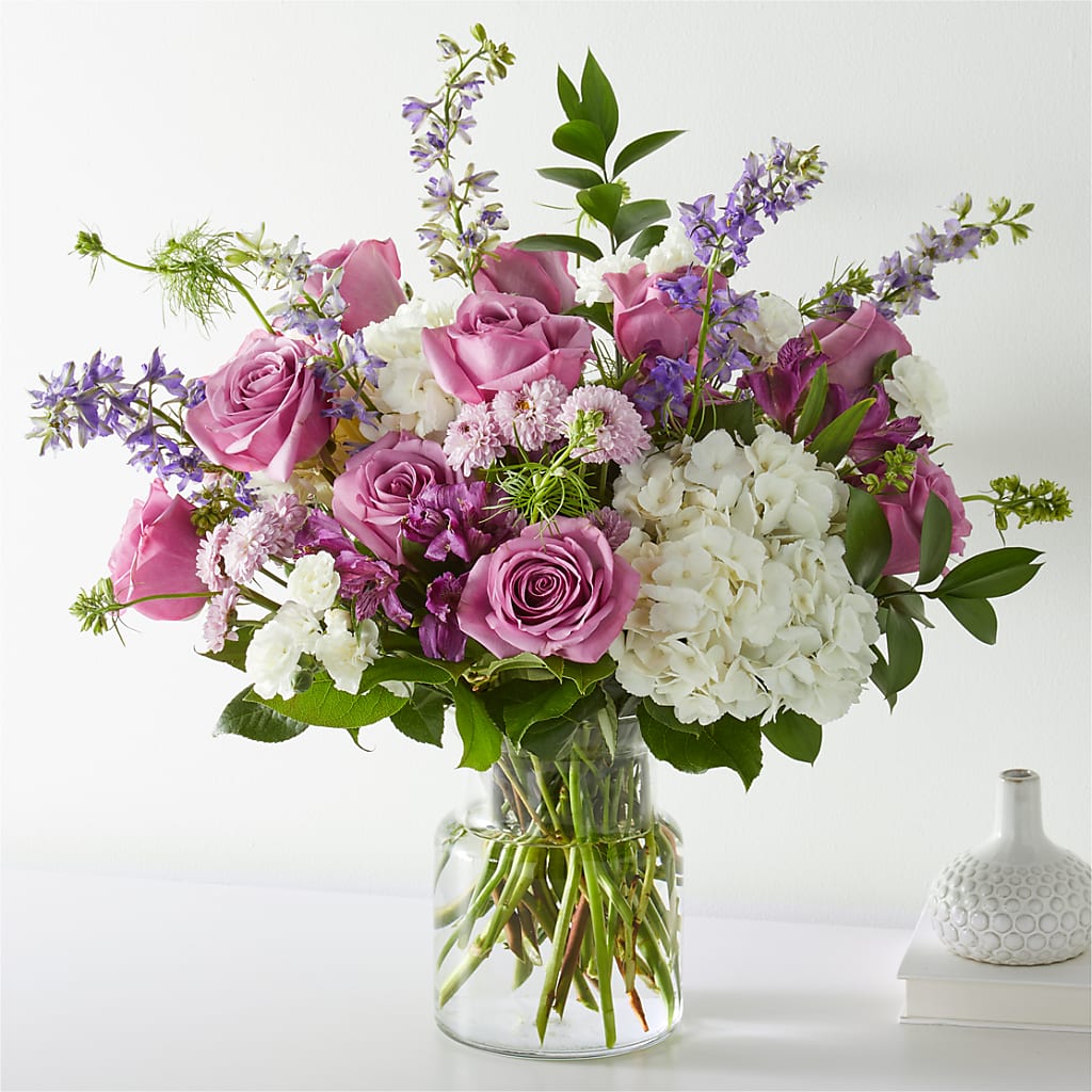 Violet Caress Bouquet – Eventos Galindo, Chicago IL