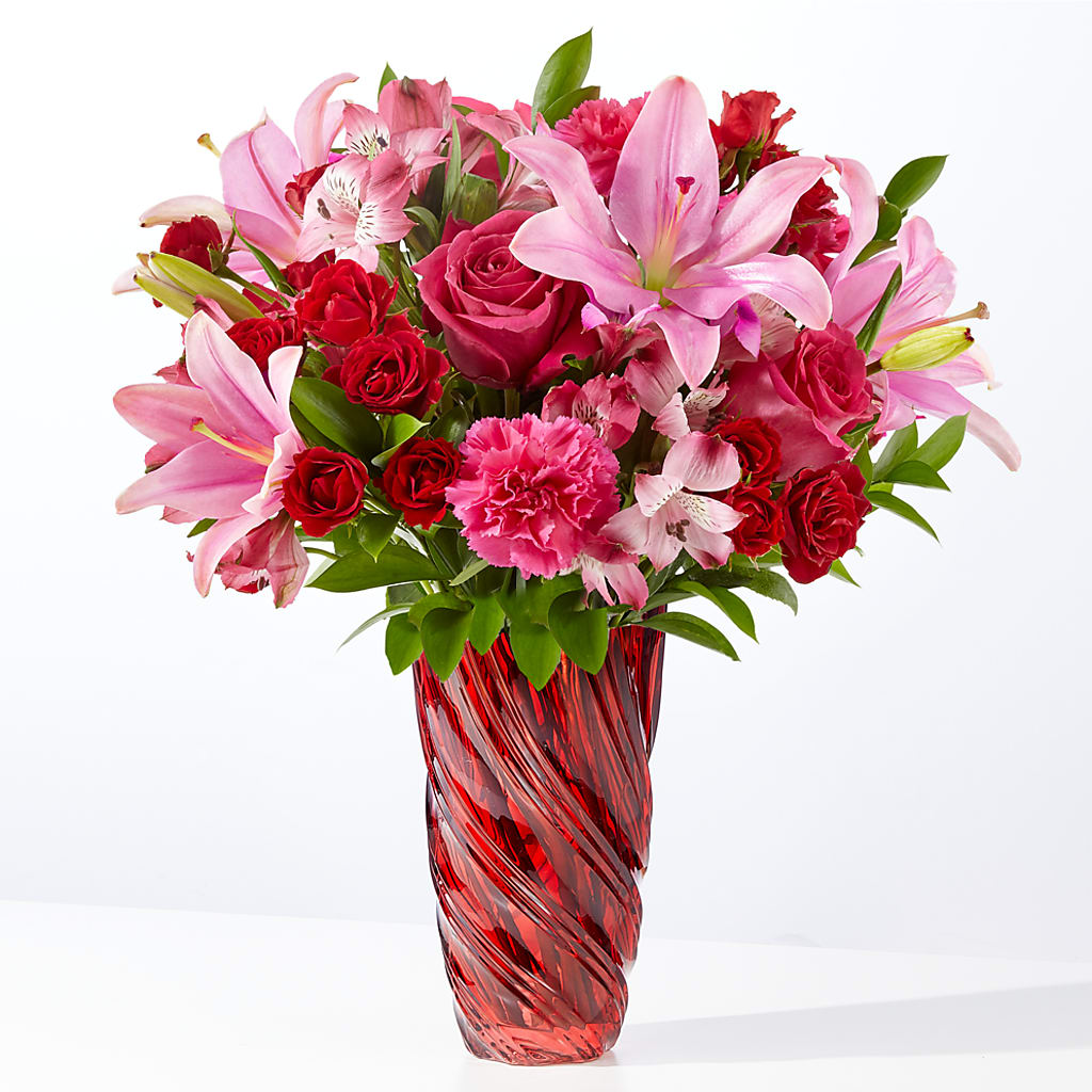 In Love Bouquet with Luxe Swirl Vase – Eventos Galindo, Chicago IL