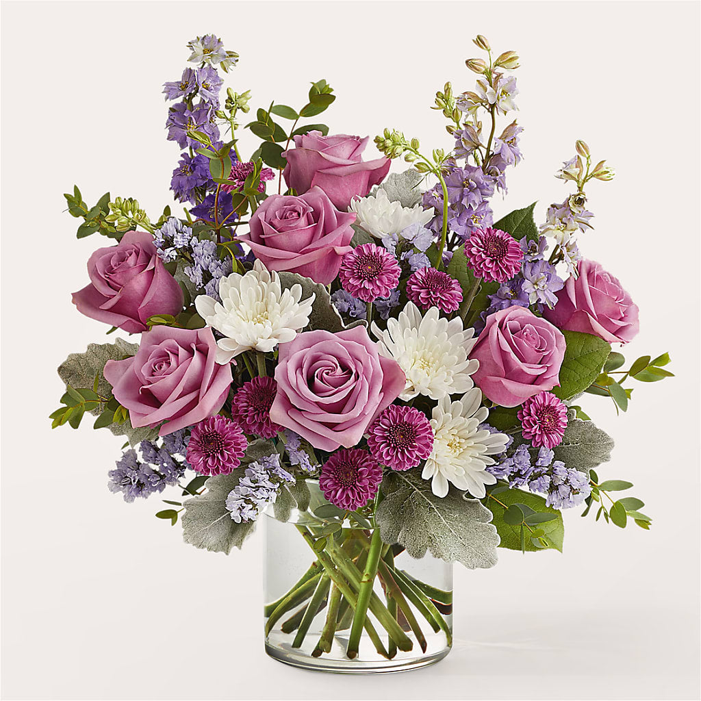 Violet Frost Bouquet – Eventos Galindo, Chicago IL