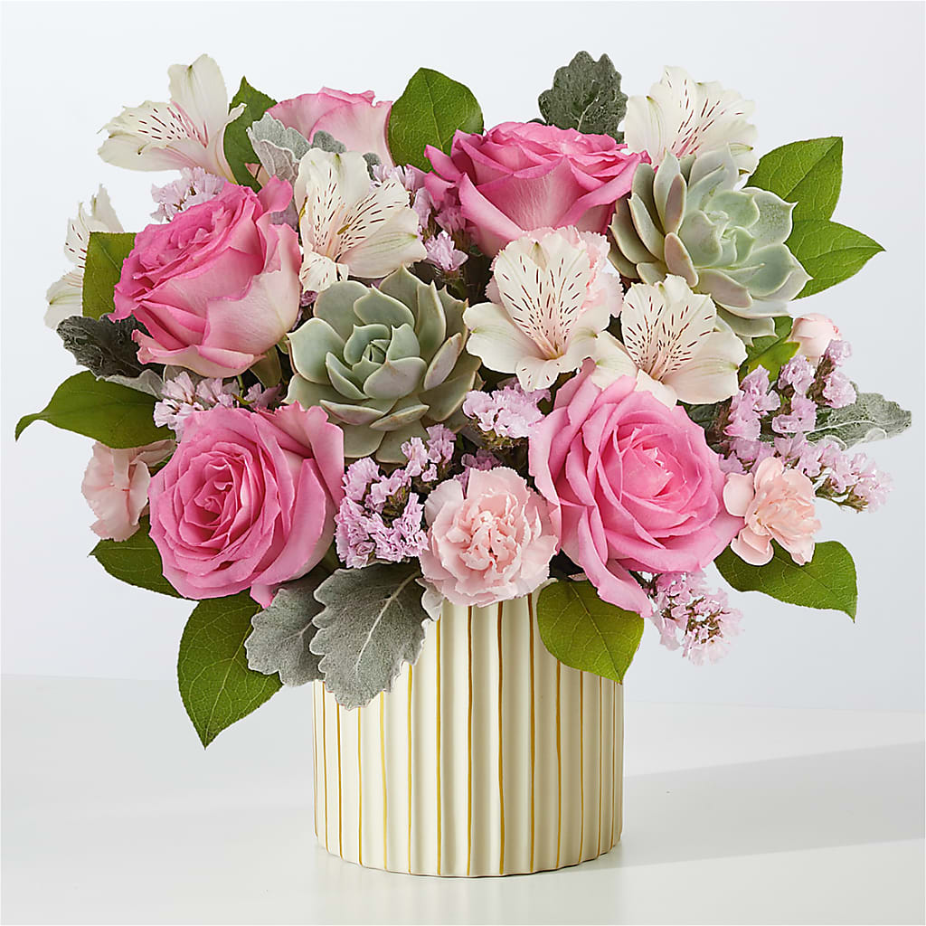 Dusty Rose Bouquet with Ivory Vase – Eventos Galindo, Chicago IL