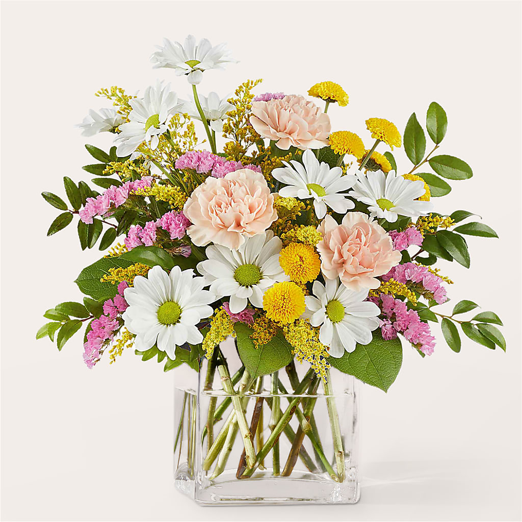 Country Cottage Bouquet – Eventos Galindo, Chicago IL