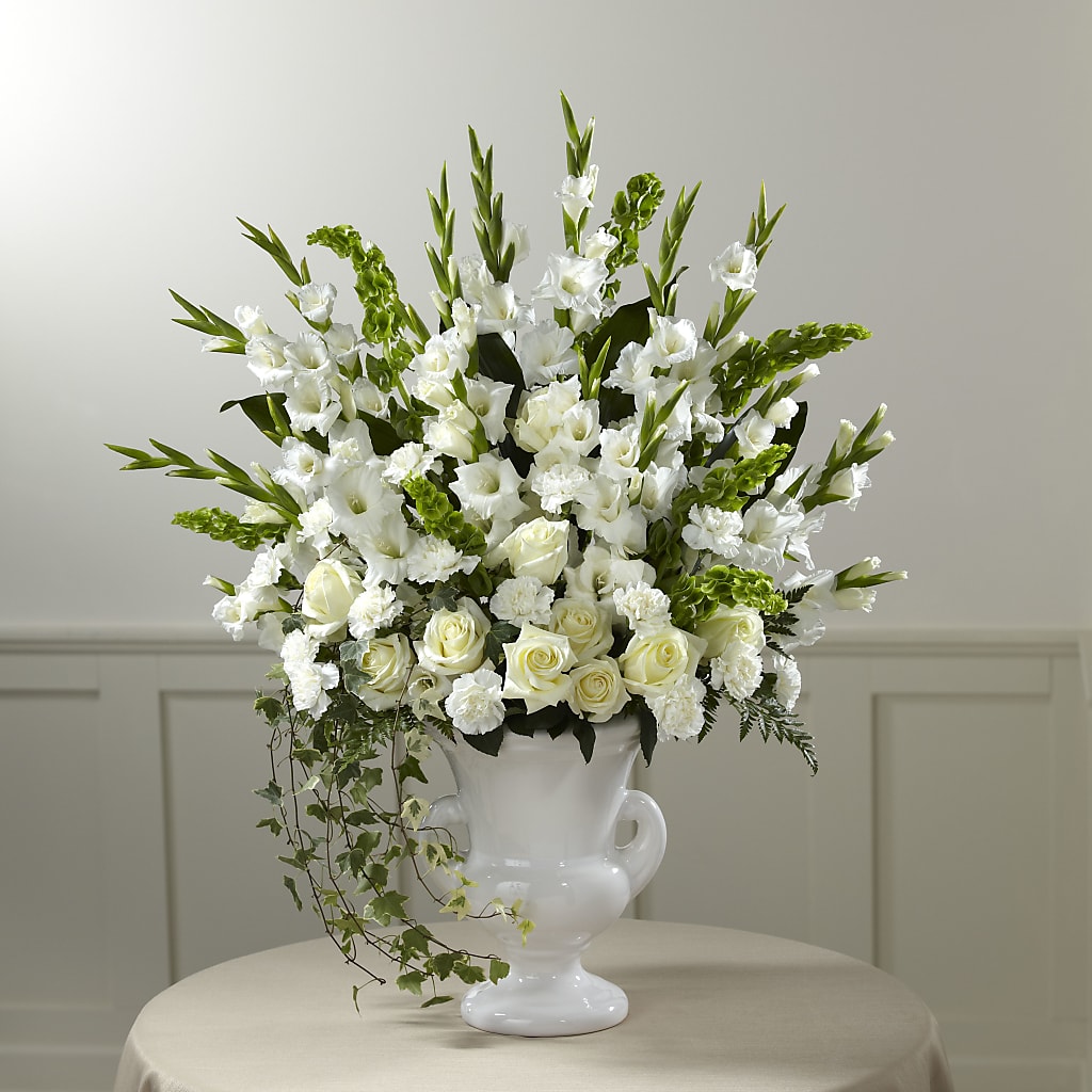 Fond Reflections Arrangement – Eventos Galindo, Chicago IL
