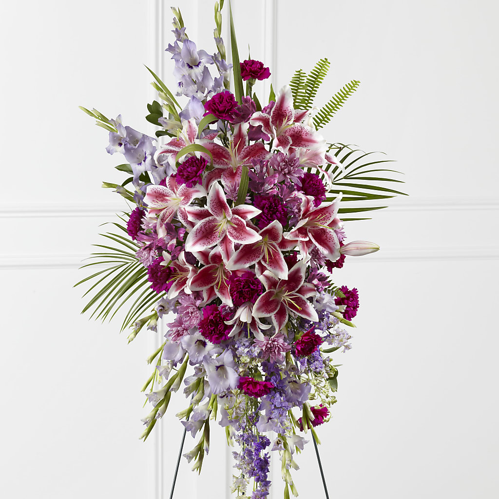 Tender Touch Standing Spray – Eventos Galindo, Chicago IL
