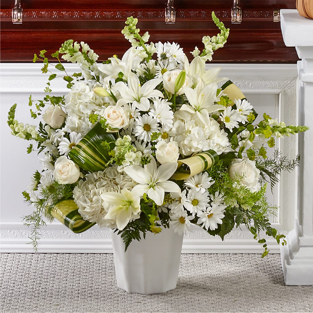 Thoughts of Tranquility Floor Basket – Eventos Galindo, Chicago IL