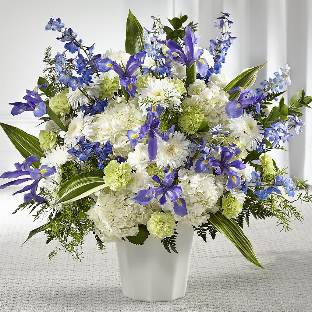 Soft Serenity Floor Basket – Eventos Galindo, Chicago IL
