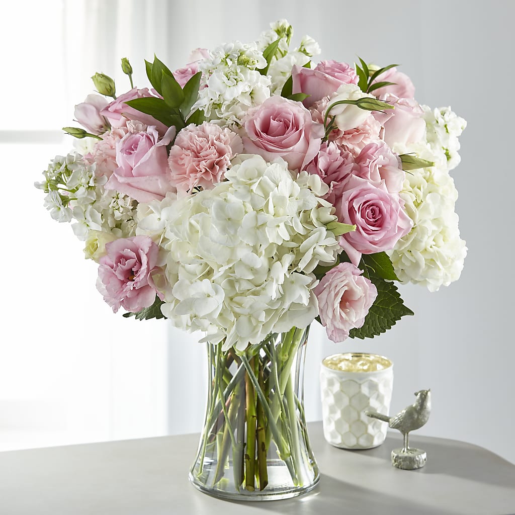 Guiding Grace Bouquet – Eventos Galindo, Chicago IL