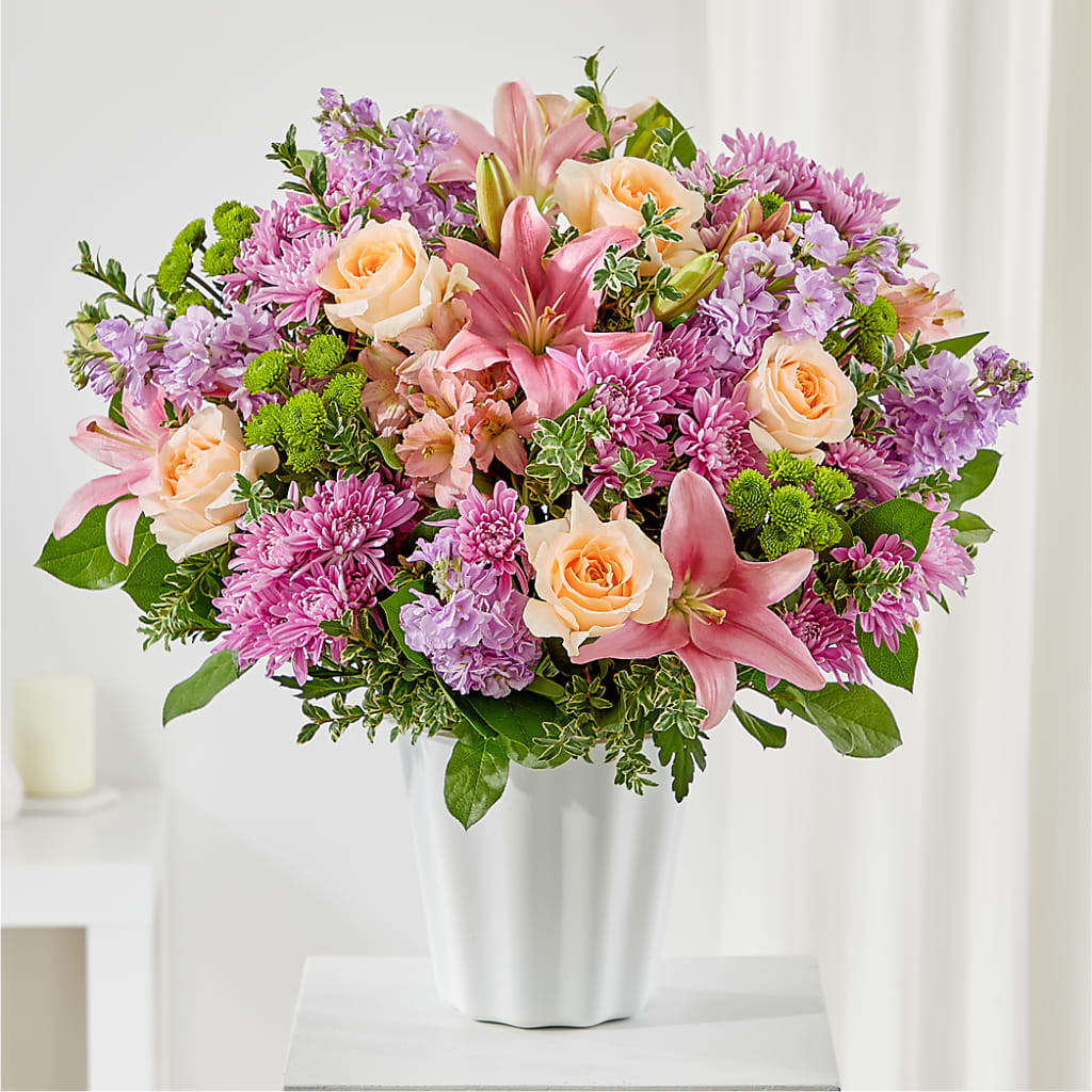 Supportive Embrace Tabletop Basket – Eventos Galindo, Chicago IL