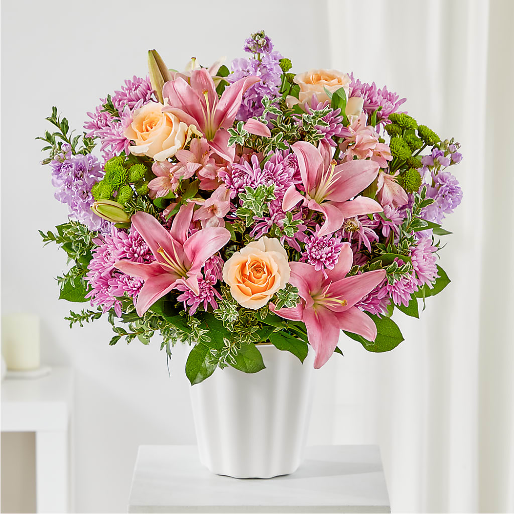 Supportive Embrace Tabletop Basket – Eventos Galindo, Chicago IL