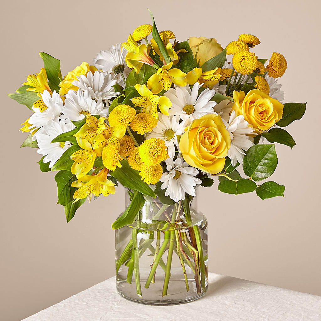 Sunny Sentiments Bouquet – Eventos Galindo, Chicago IL