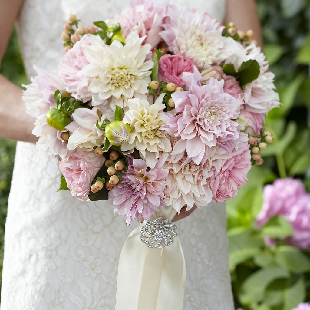 Heart's Promise Bouquet – Eventos Galindo, Chicago IL