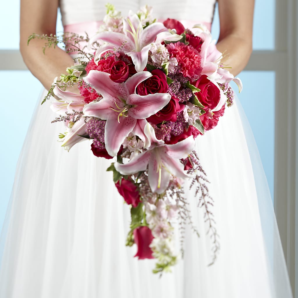 Lily & Rose Bouquet – Eventos Galindo, Chicago IL