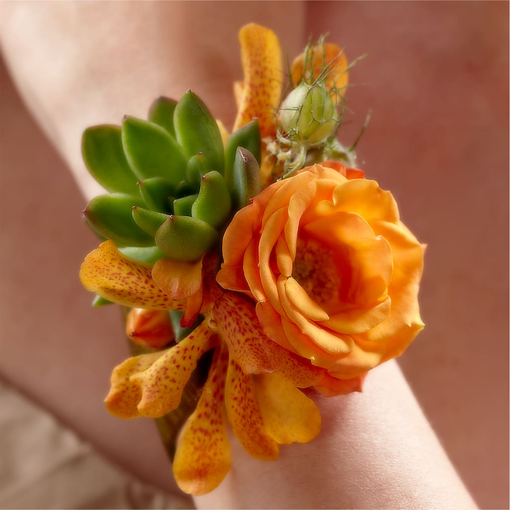 Irresistible Love Wrist Corsage – Eventos Galindo, Chicago IL
