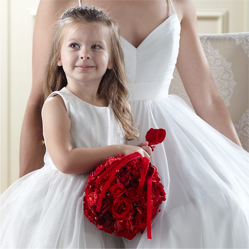 Pure at Heart Flower Girl Arrangement – Eventos Galindo, Chicago IL