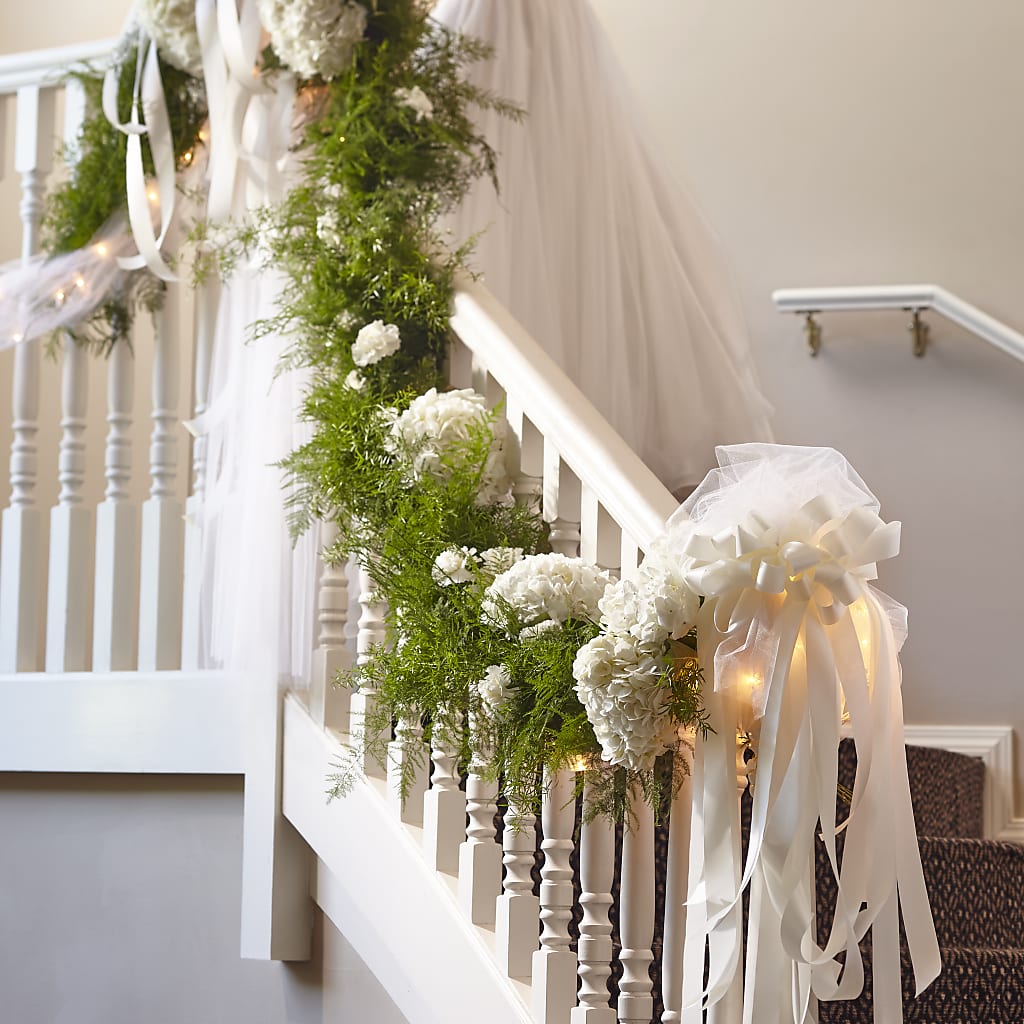 Champagne Dreams Garland – Eventos Galindo, Chicago IL