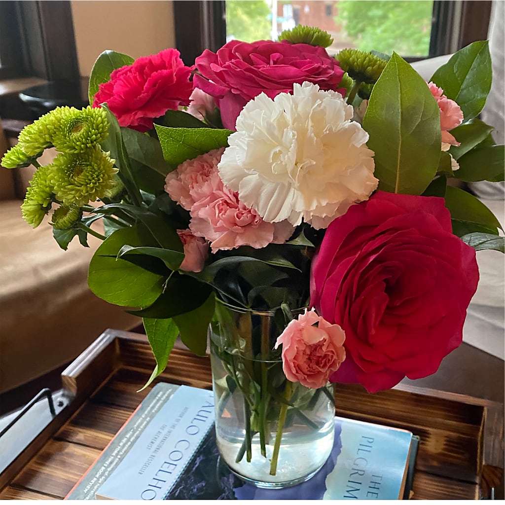 Sweet & Pretty Bouquet –  Eventos Galindo, Chicago IL