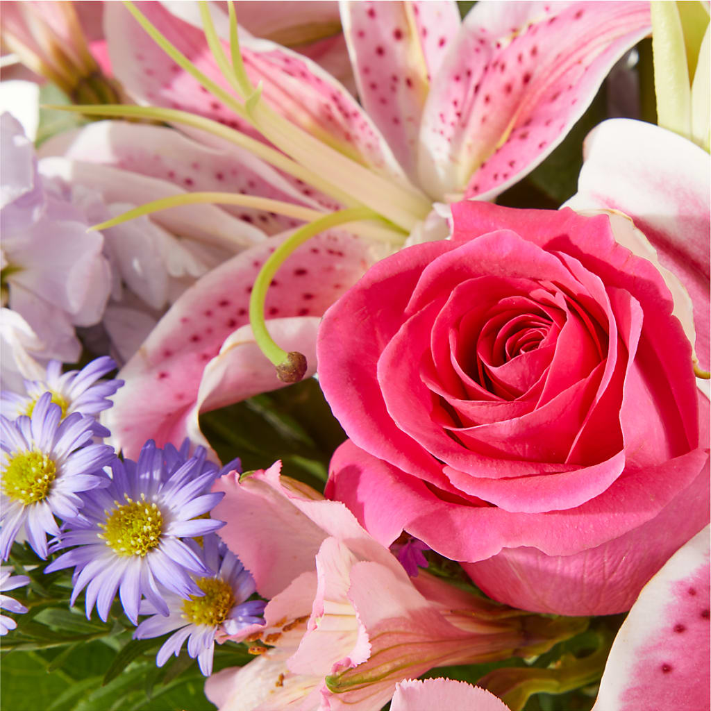 Pressing Petals Bouquet –  Eventos Galindo, Chicago IL