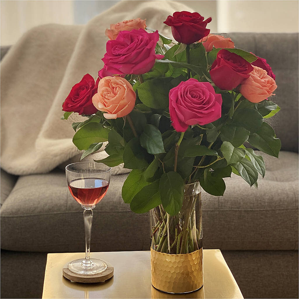 Ever After Rose Bouquet –  Eventos Galindo, Chicago IL