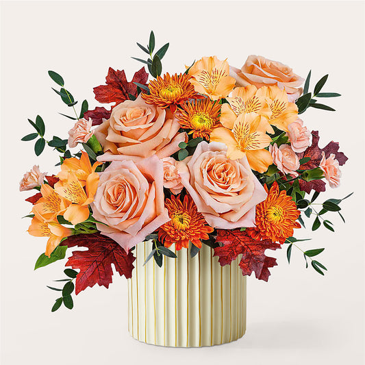 Spiced Latte Bouquet with Ivory Vase –  Eventos Galindo, Chicago IL