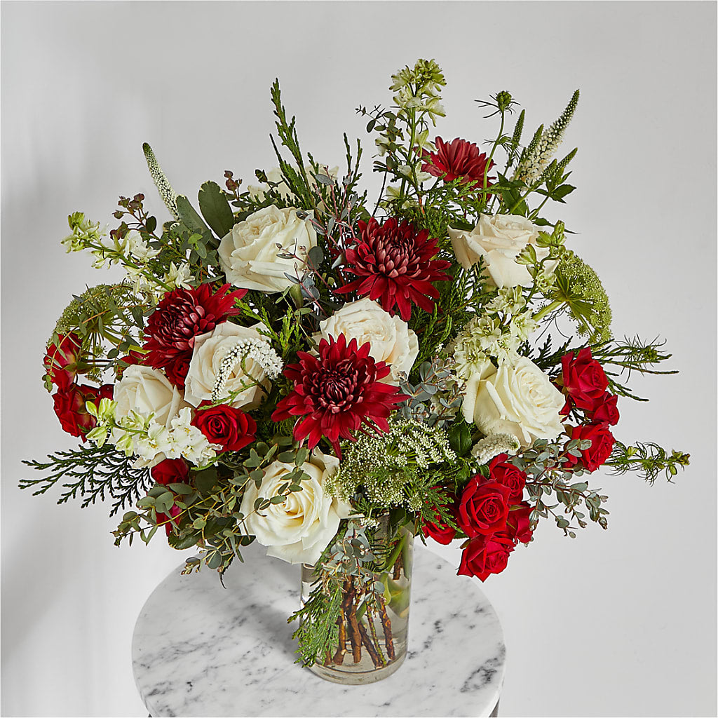 Favorite Traditions Bouquet –  Eventos Galindo, Chicago IL
