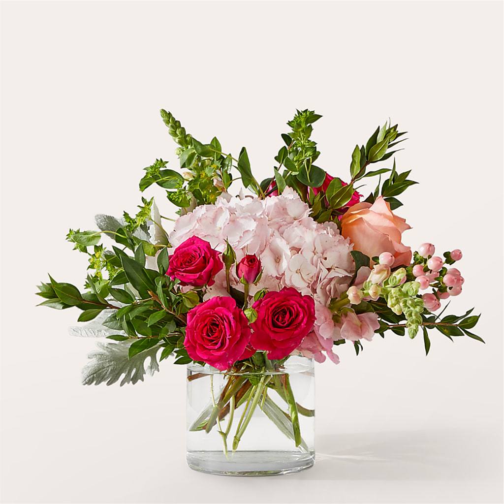 Glitz & Glam Bouquet –  Eventos Galindo, Chicago IL