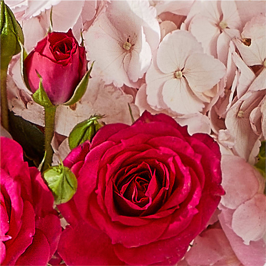 Glitz & Glam Bouquet –  Eventos Galindo, Chicago IL