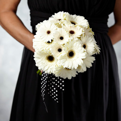 Daisy Delight Bouquet –  Eventos Galindo, Chicago IL