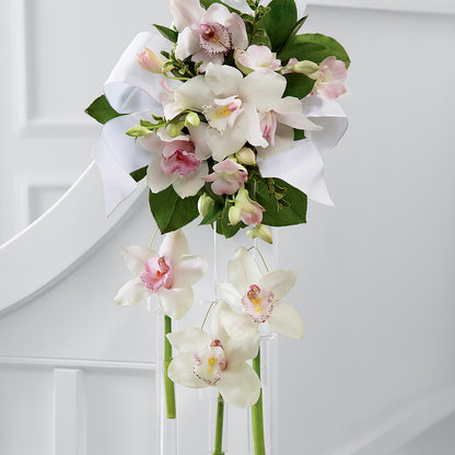 Perfect Entrance Pew Arrangement –  Eventos Galindo, Chicago IL